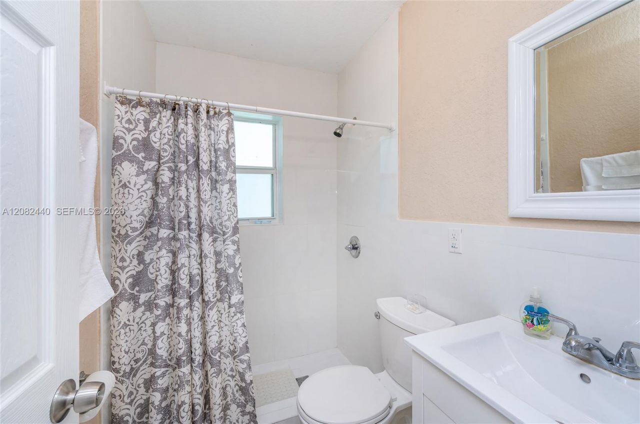 1020 SW 73rd Pl , Miami, FL 33144 Photo