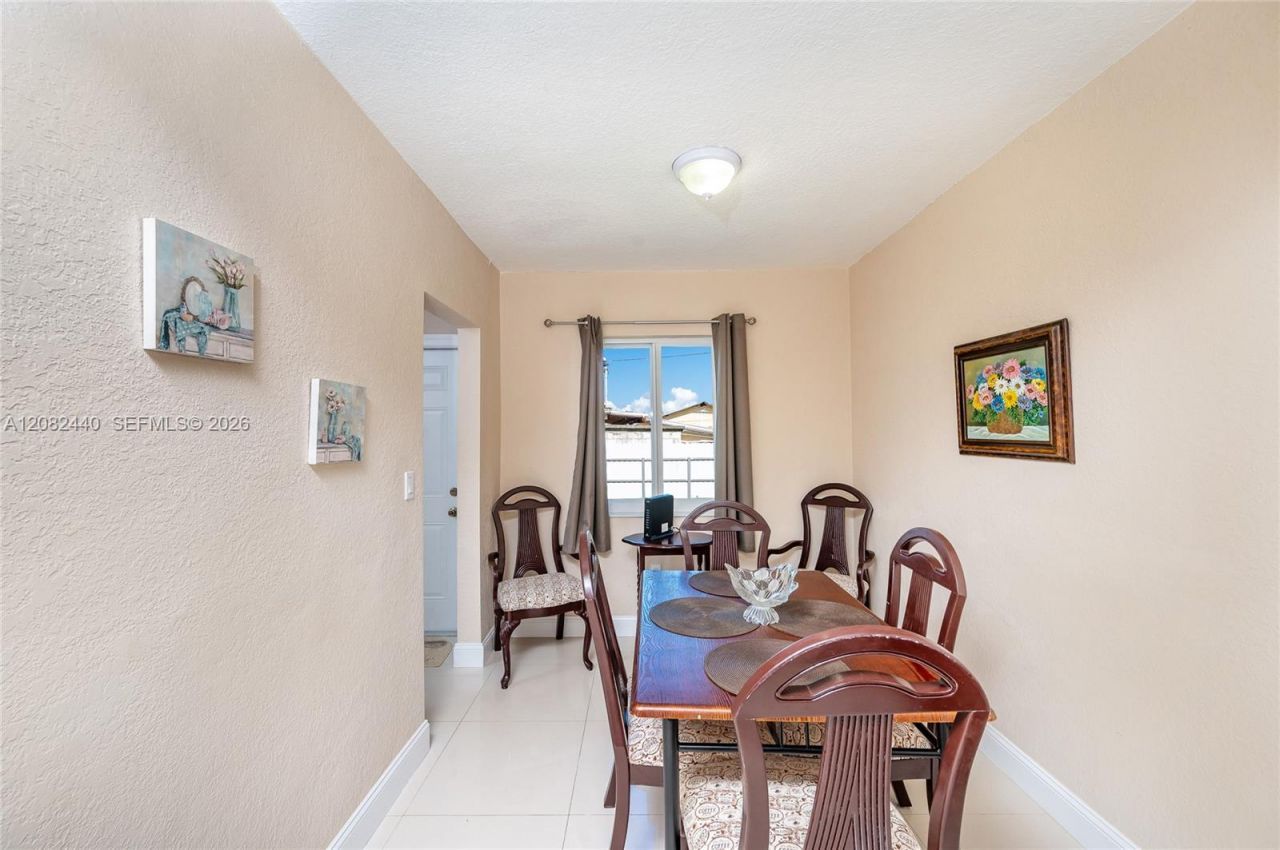 1020 SW 73rd Pl , Miami, FL 33144 Photo