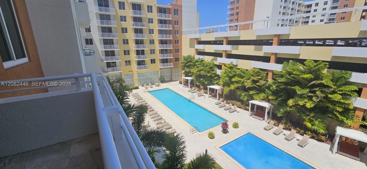 2775 NE 187th St , Unit 424, Aventura, FL 33180 Photo
