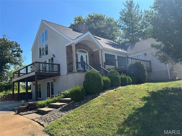 464 Legacy Lane, Villa Ridge, MO 63089