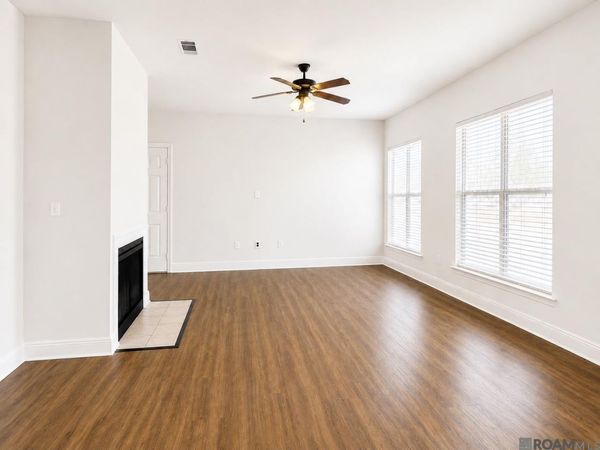 5165 Etta St, Unit #8-C, Baton Rouge, LA 70820
