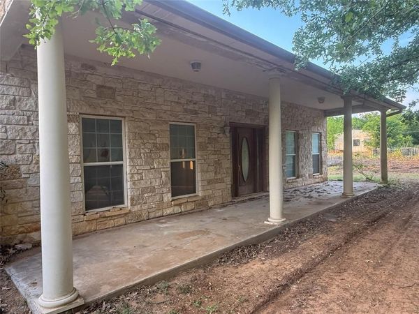 1700 Don Lee Road , Joshua, TX 76058