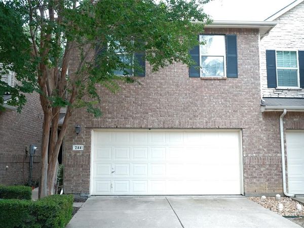 244 Turnberry Lane, Lewisville, TX 75067