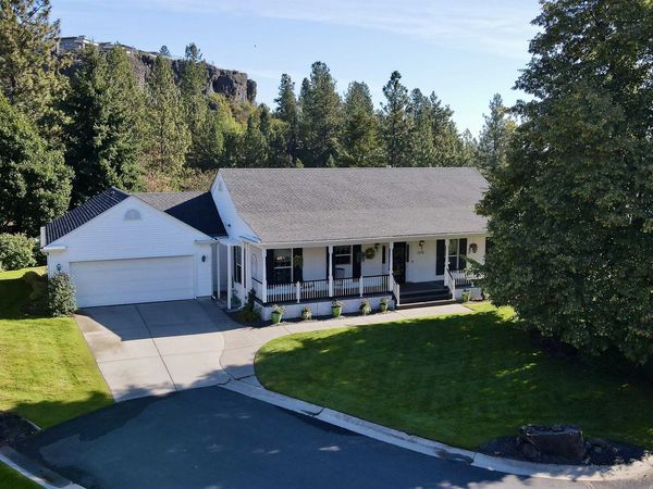 1706 W Wedgewood Ln, Spokane, WA 99208