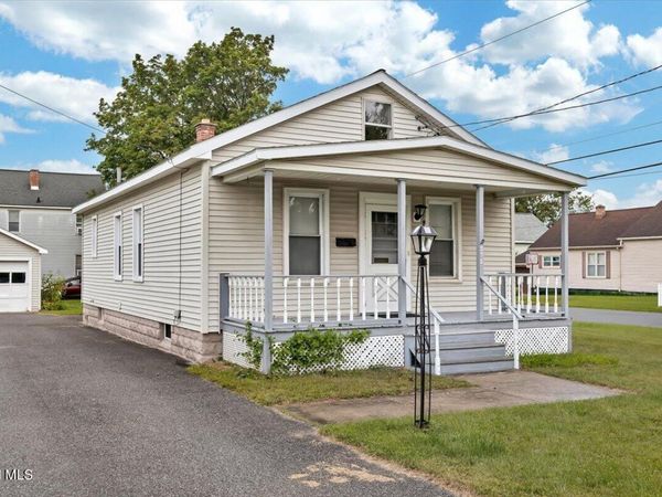 352 Melrose Street, Rotterdam, NY 12306