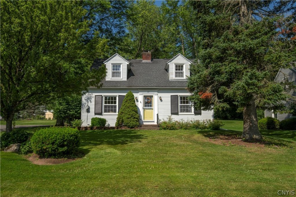 22 Winmar Crescent, New Hartford, NY 13413 Main Photo
