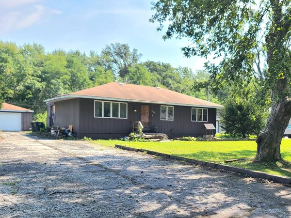 7707 Montana Street, Merrillville, IN 46410