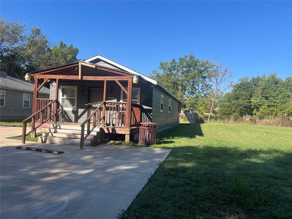 2730 N Trenton Avenue , Tulsa, OK 74106