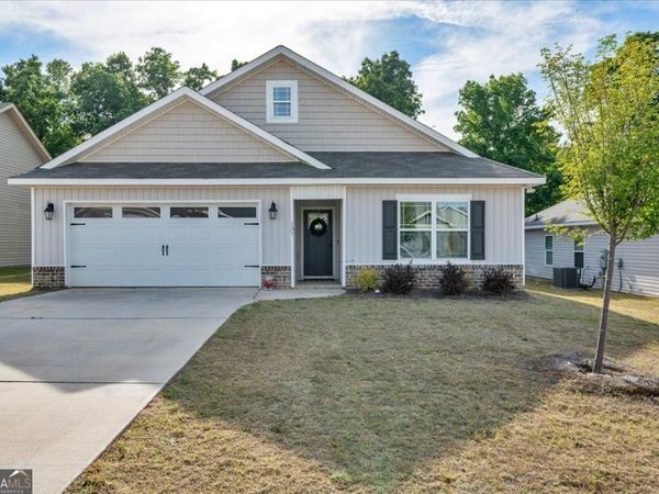 137 Red Tail Circle, Byron, GA 31008
