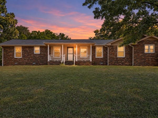 101 Dana Dr, Hendersonville, TN 37075