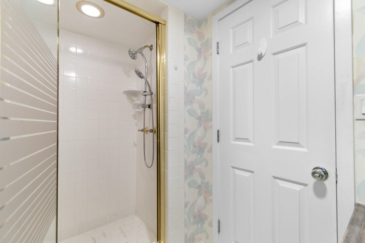 5800 N Ocean Blvd. Photo 20
