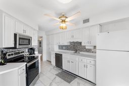 5800 N Ocean Blvd. photo 4