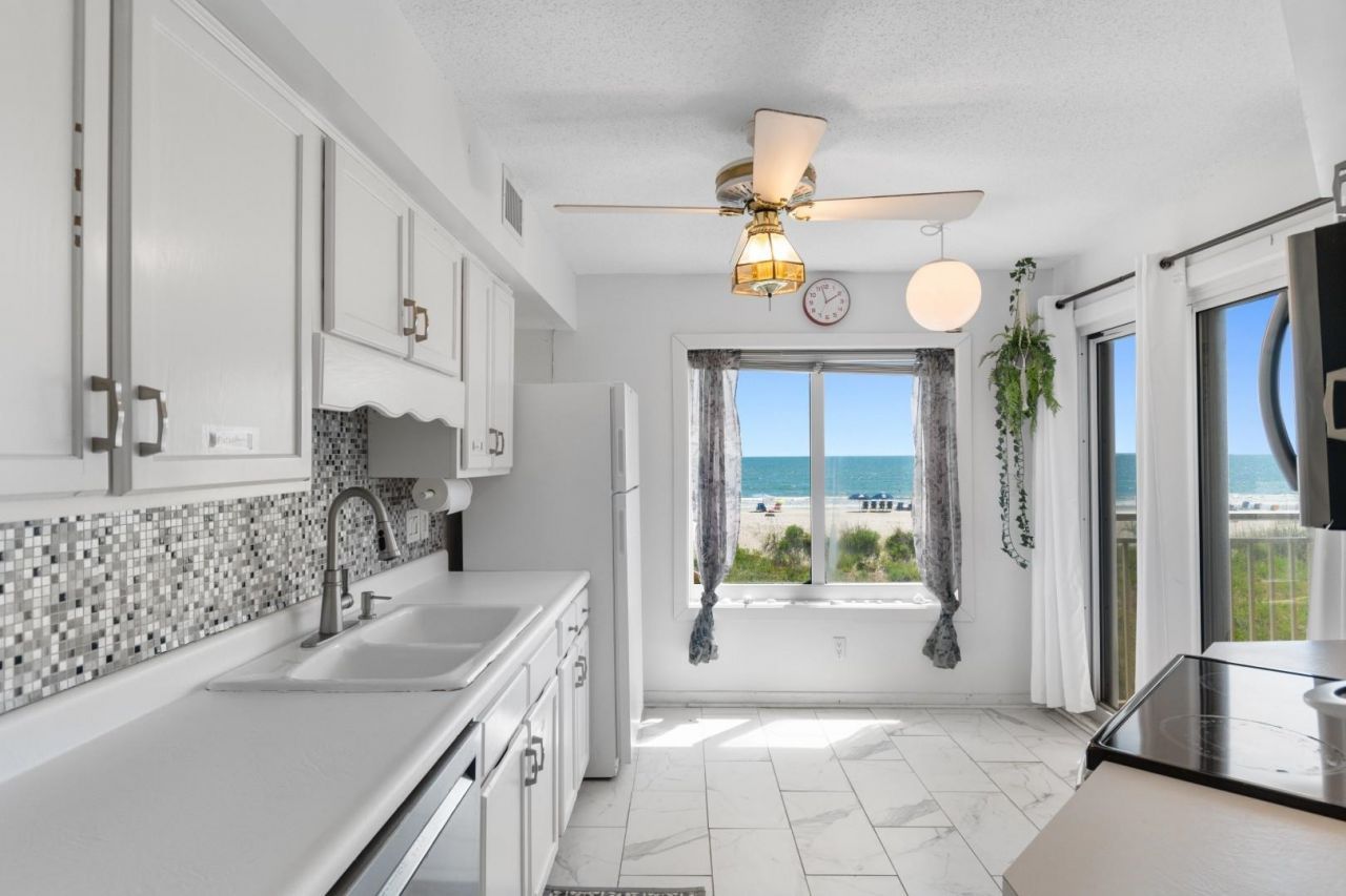 5800 N Ocean Blvd. Photo 7