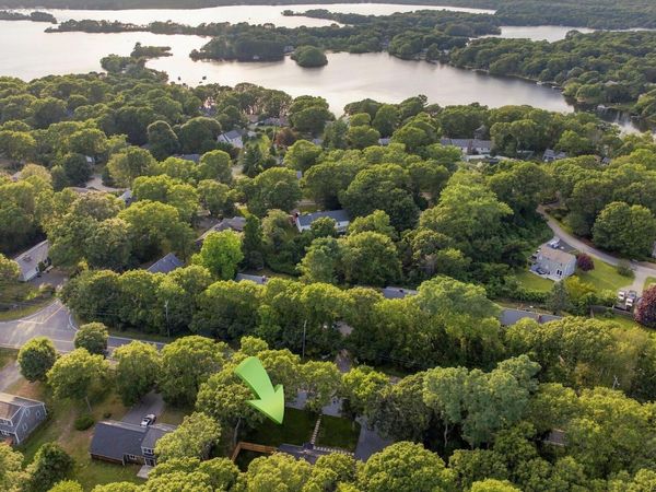888 Phinneys Lane , Centerville, MA 02632