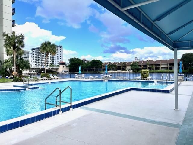 2900 NE 14th Street Causeway, Unit 403, Pompano Beach, FL 33062 Photo