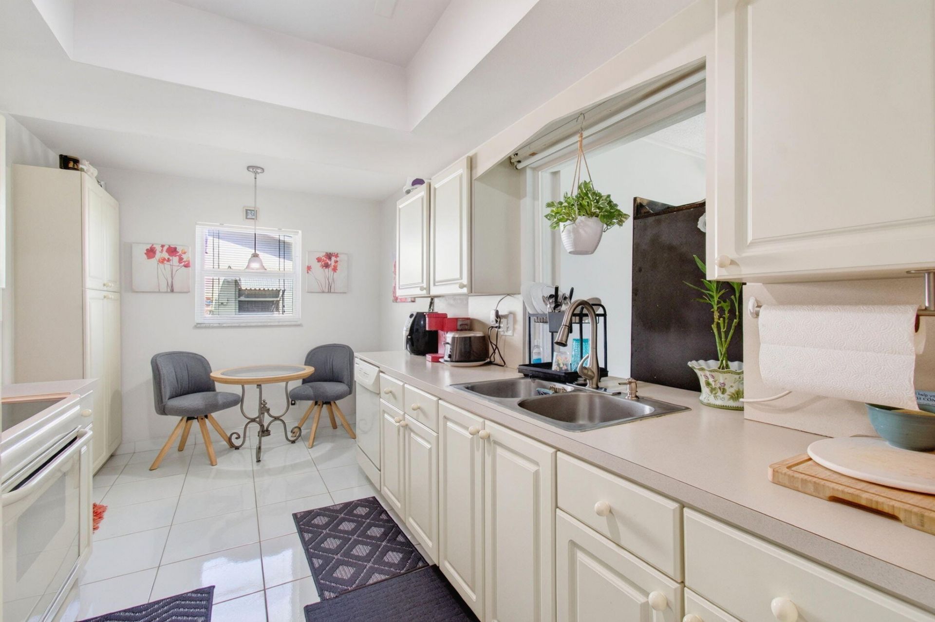 2377 SW 8th Avenue, Boynton Beach, FL 33426 Photo