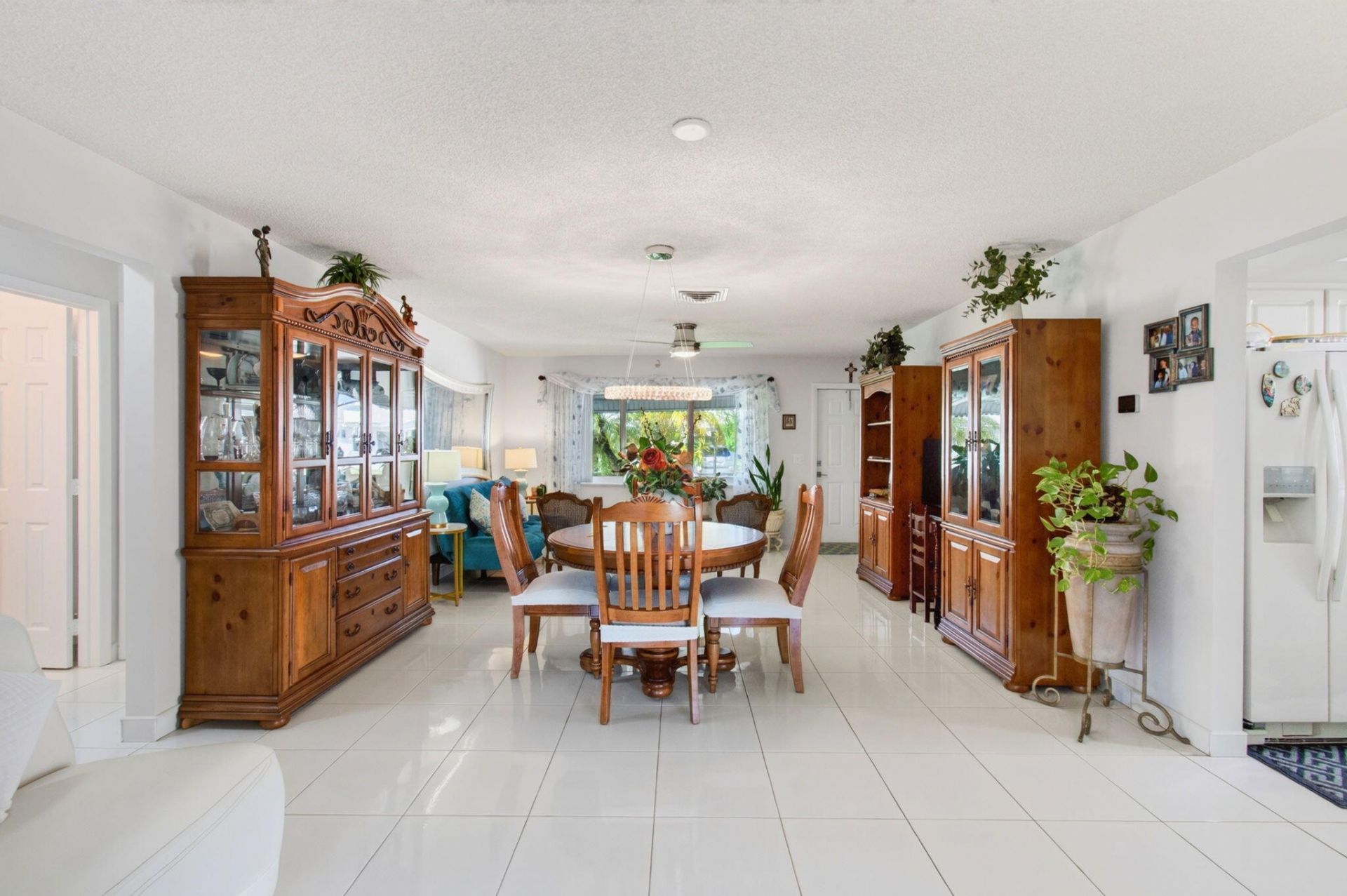 2377 SW 8th Avenue, Boynton Beach, FL 33426 Photo