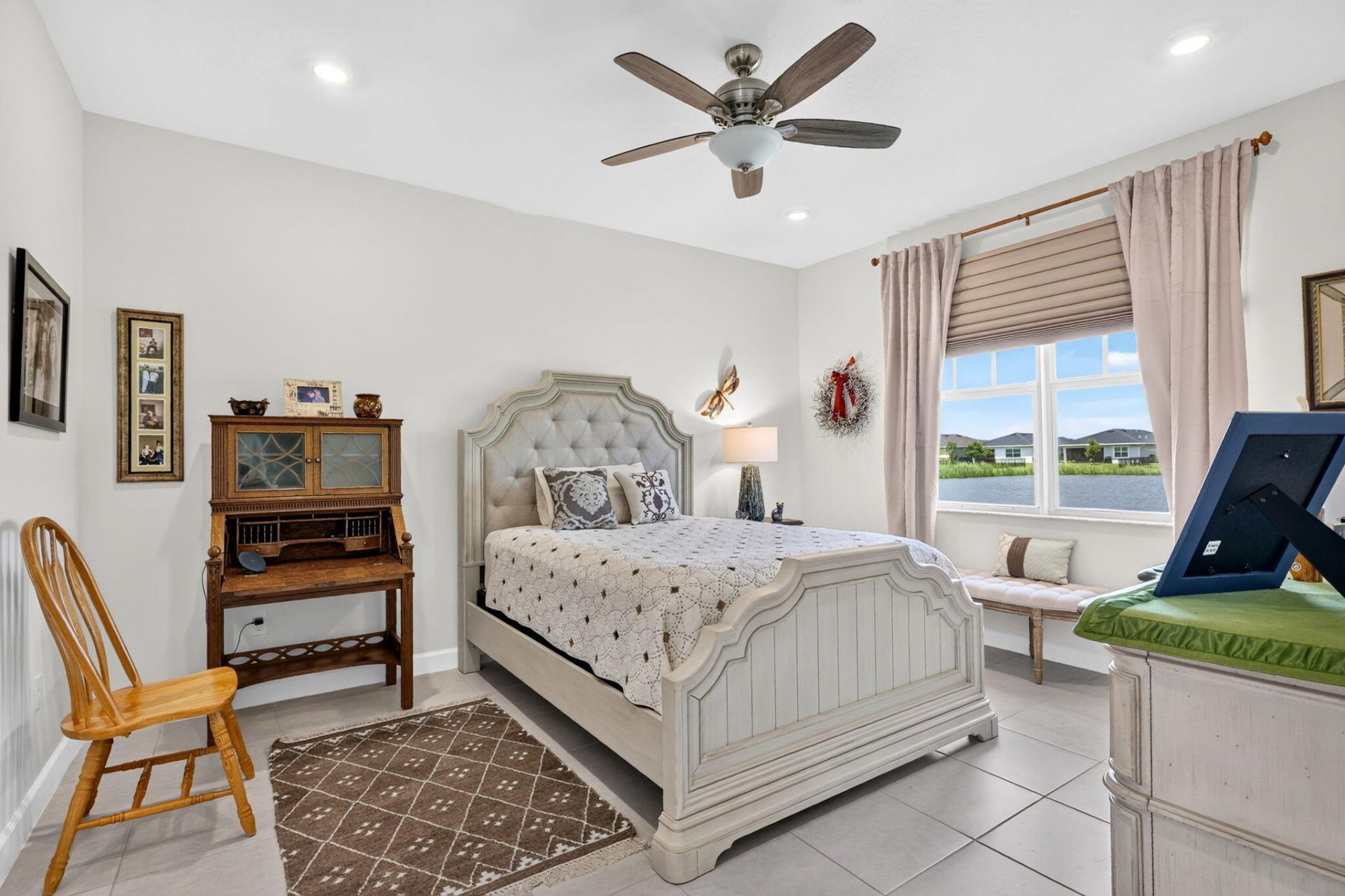 2048 SE Crosswood Way, Port Saint Lucie, FL 34984 Photo