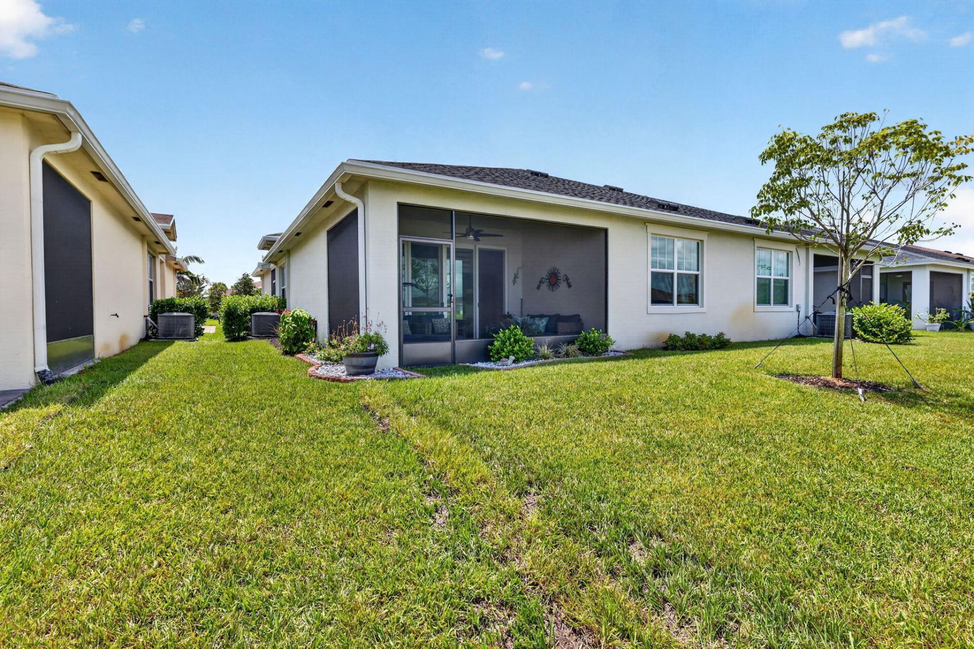 2048 SE Crosswood Way, Port Saint Lucie, FL 34984 Photo