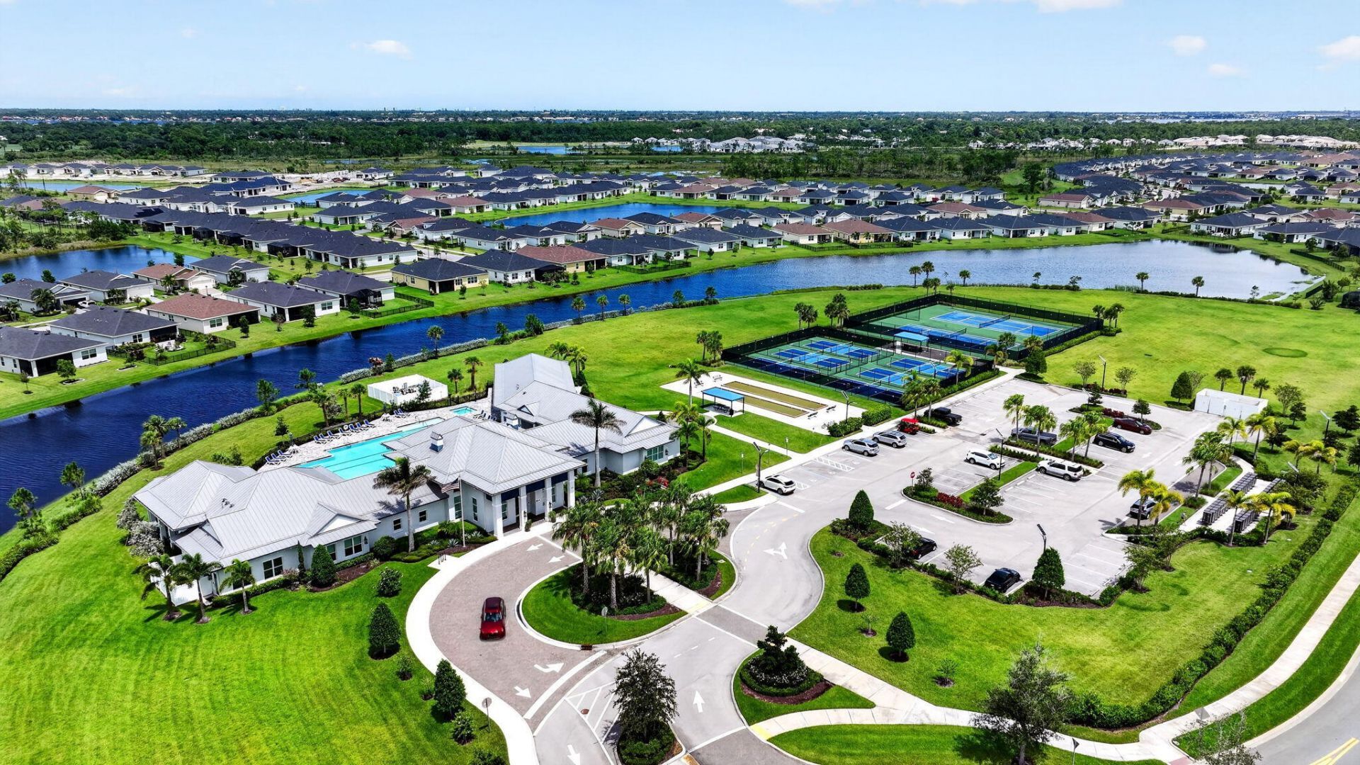 2048 SE Crosswood Way, Port Saint Lucie, FL 34984 Photo