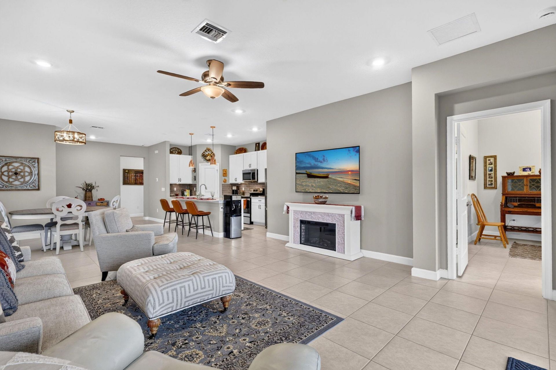 2048 SE Crosswood Way, Port Saint Lucie, FL 34984 Photo