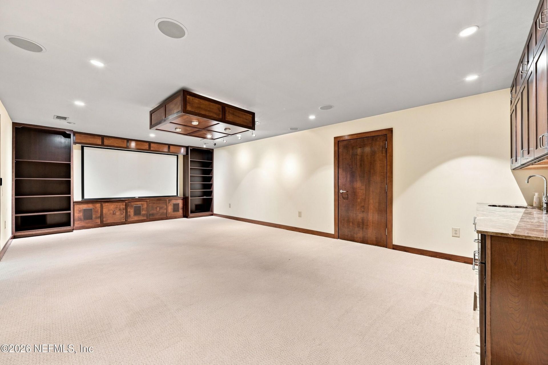 715 Rio Lindo Drive, Jacksonville, FL 32207 Photo