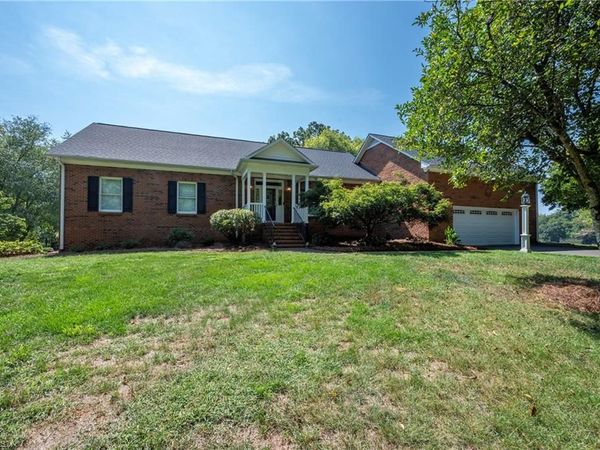 3265 Beroth Road , Pfafftown, NC 27040