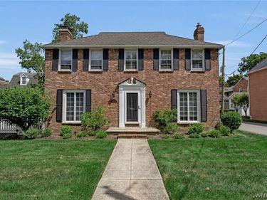 2 Millrace Street N, Williamsville, NY 14221