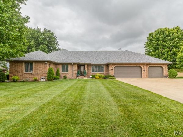 417 LANTERN Lane , Lebanon, MO 65536