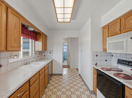 8440 Cassilis Drive, Reno, NV 89506 Photo