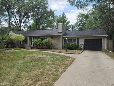 2438 Archdale , West Bloomfield Township, Mi 48324