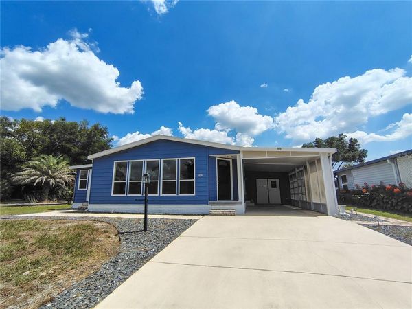 702 TURNBERRY LANE , LADY LAKE, FL 32159