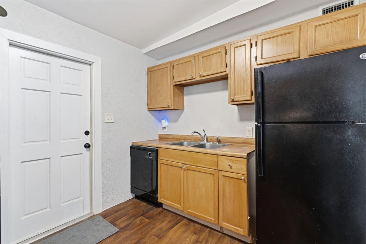 2855 37th Avenue N, Saint Petersburg, FL 33713 Photo