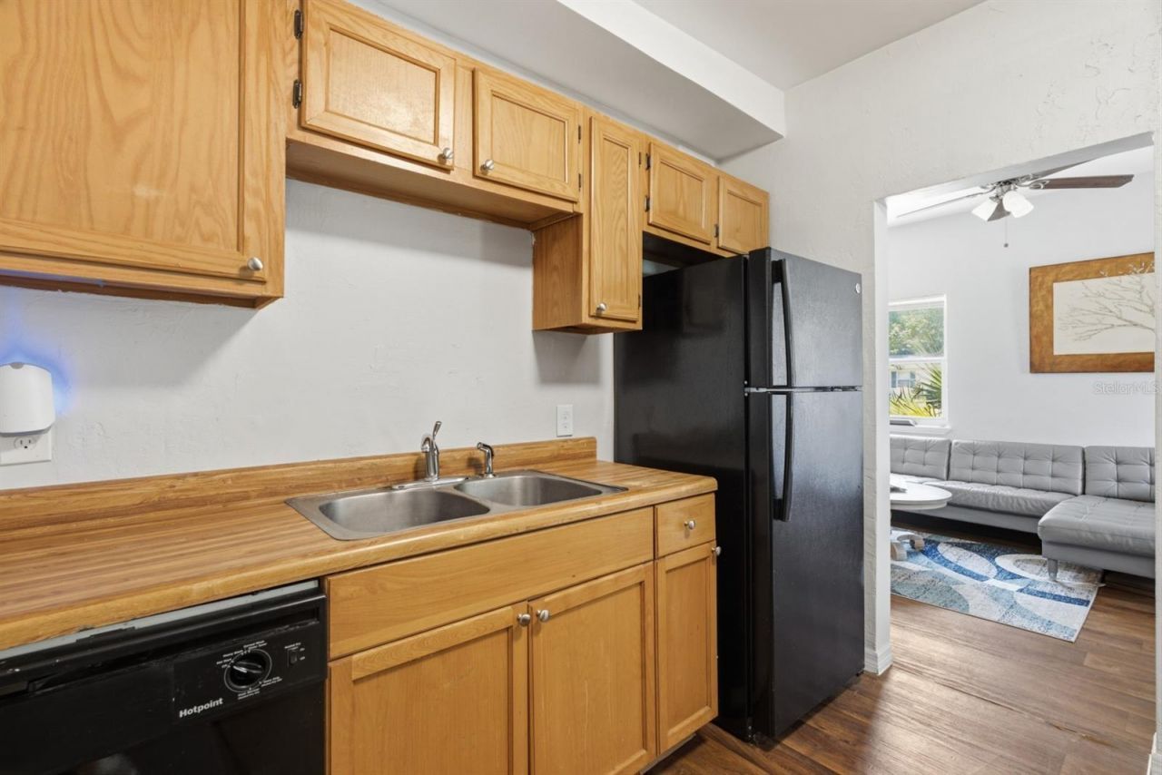 2855 37th Avenue N, Saint Petersburg, FL 33713 Photo