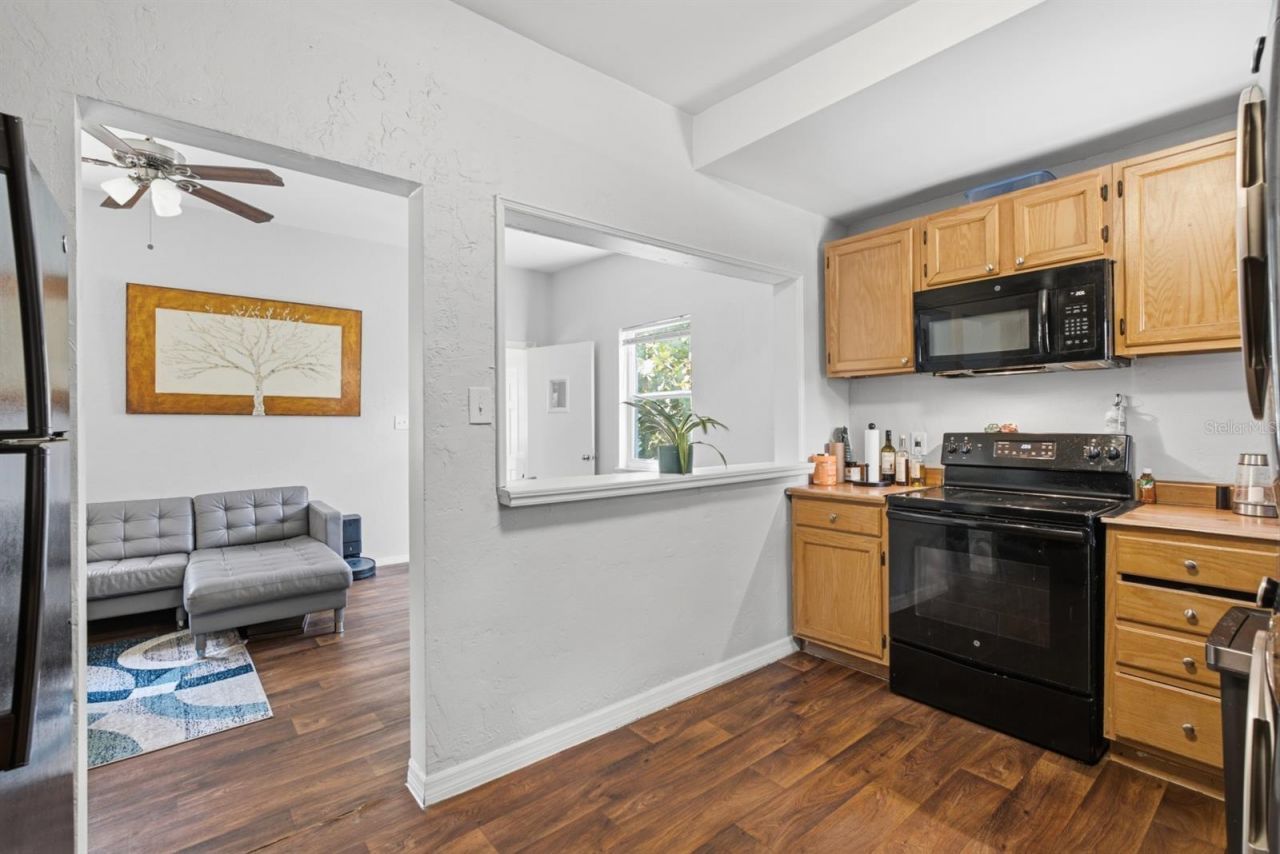 2855 37th Avenue N, Saint Petersburg, FL 33713 Photo