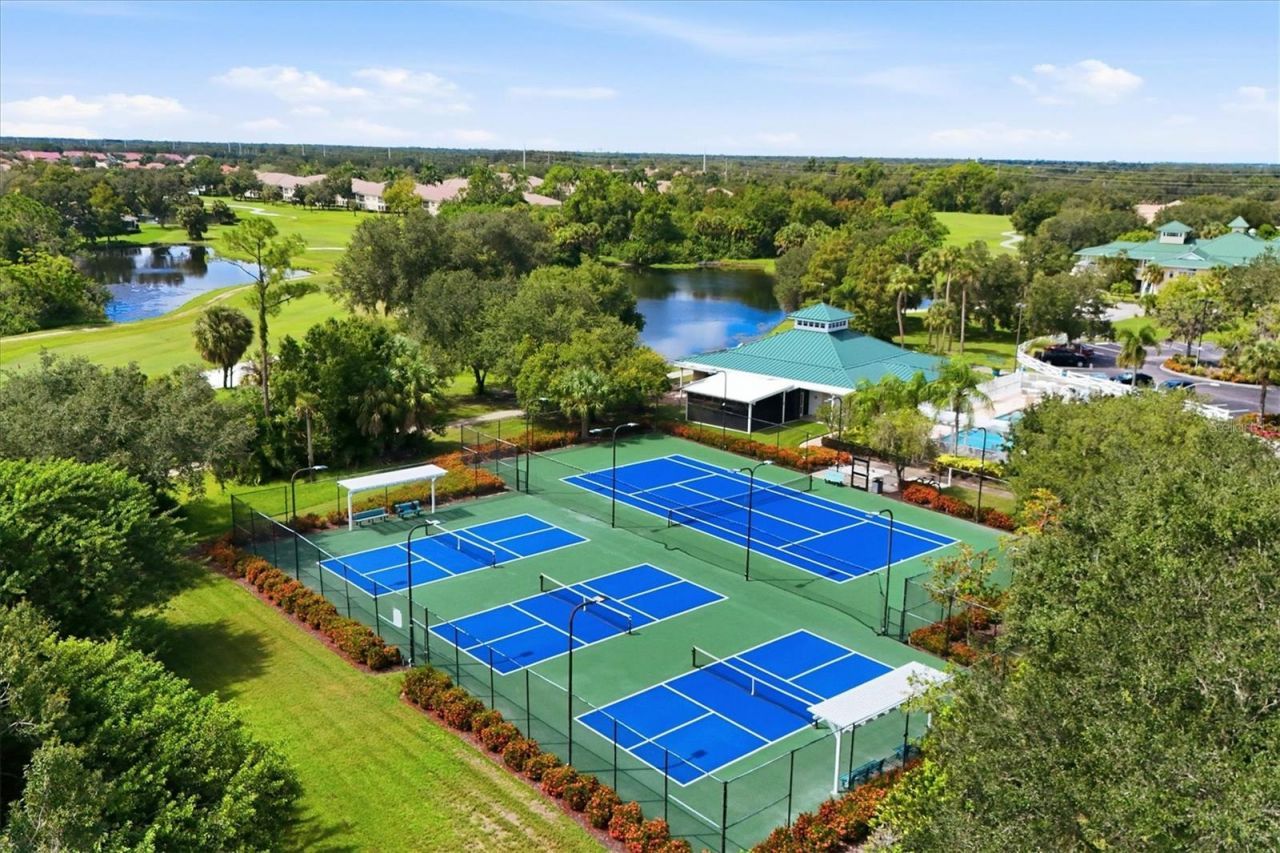 7644 Marsh Orchid Circle, Bradenton, FL 34203 Photo