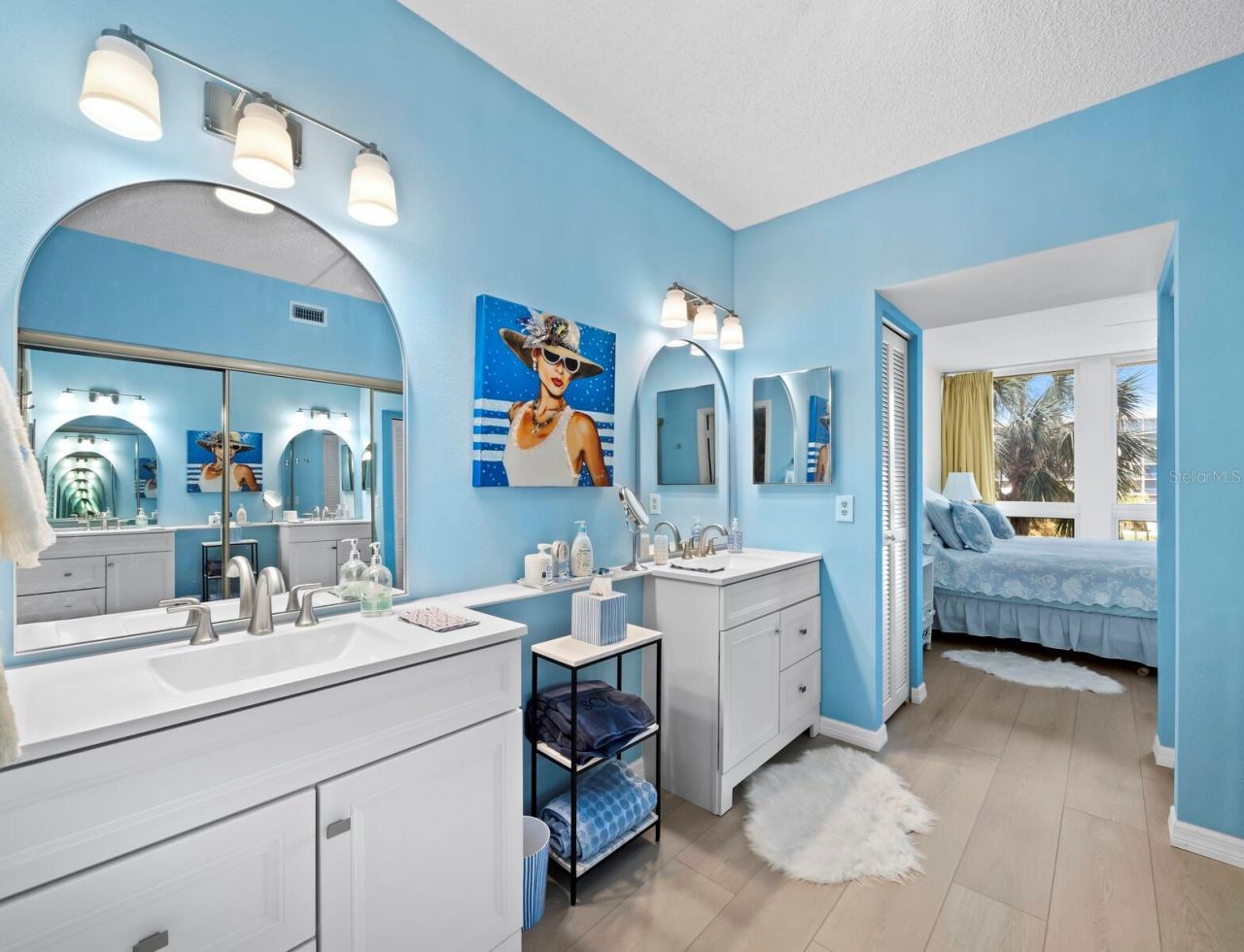 1075 Gulf Of Mexico Drive, Unit 205, Longboat Key, FL 34228 Photo