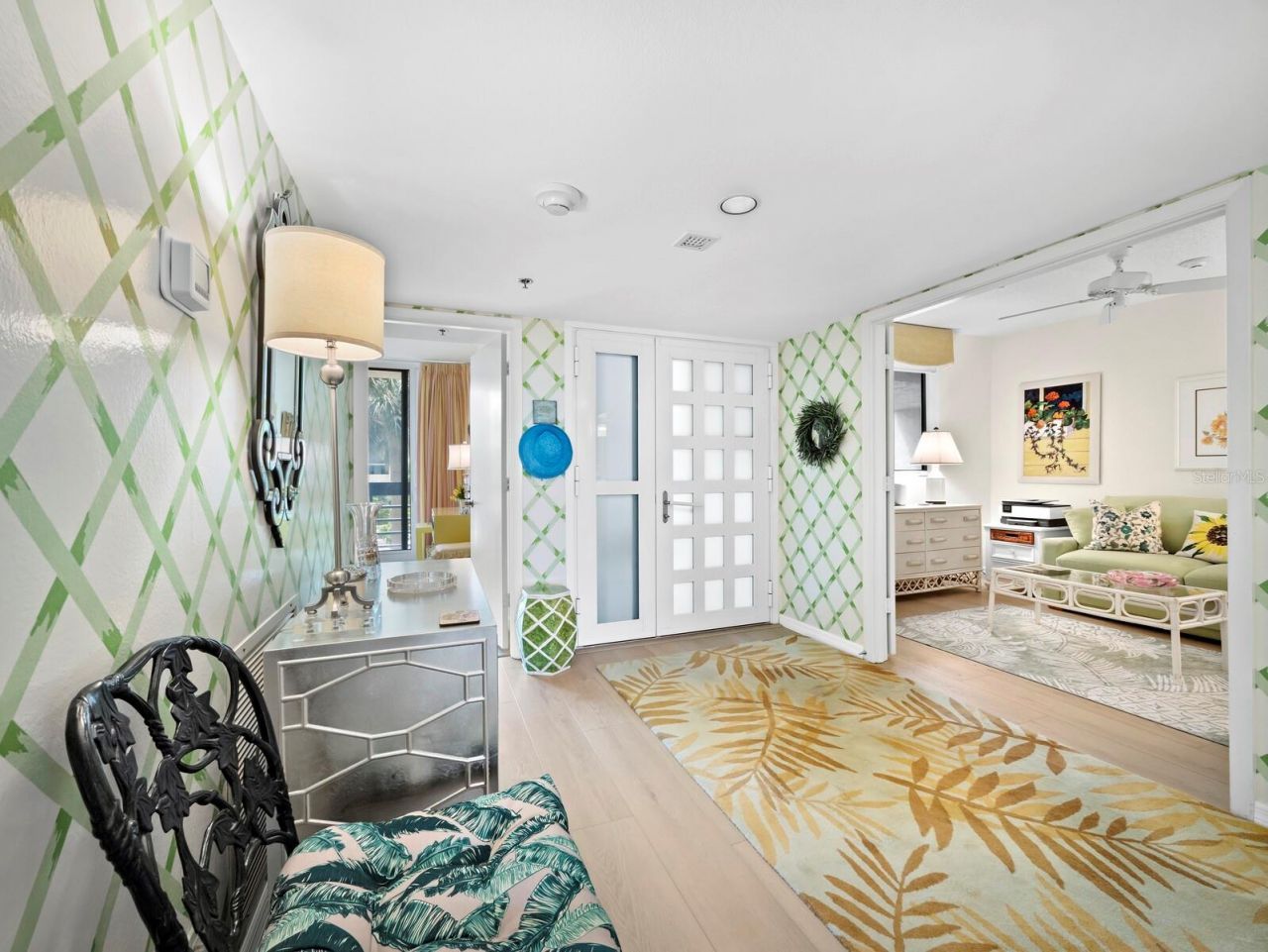 1075 Gulf Of Mexico Drive, Unit 205, Longboat Key, FL 34228 Photo