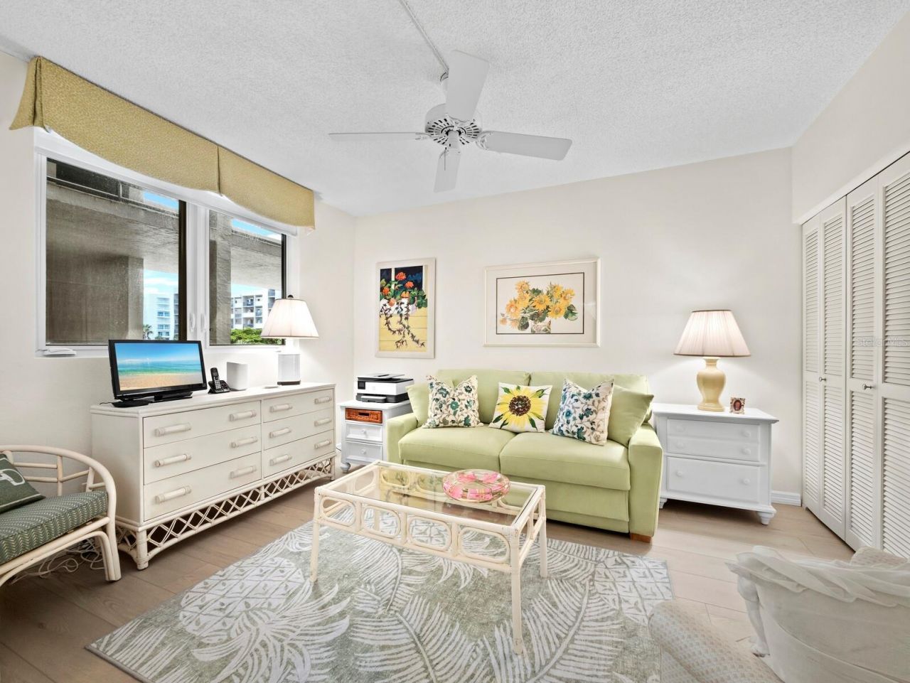1075 Gulf Of Mexico Drive, Unit 205, Longboat Key, FL 34228 Photo