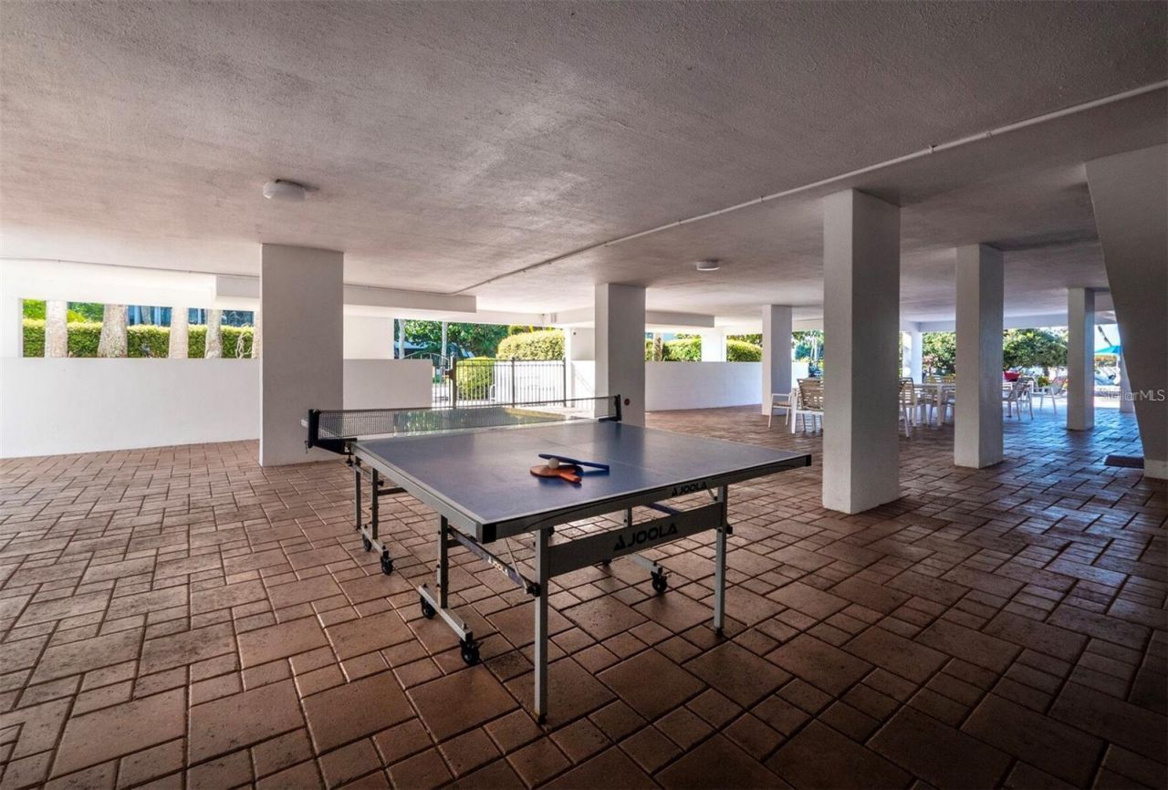 1075 Gulf Of Mexico Drive, Unit 205, Longboat Key, FL 34228 Photo