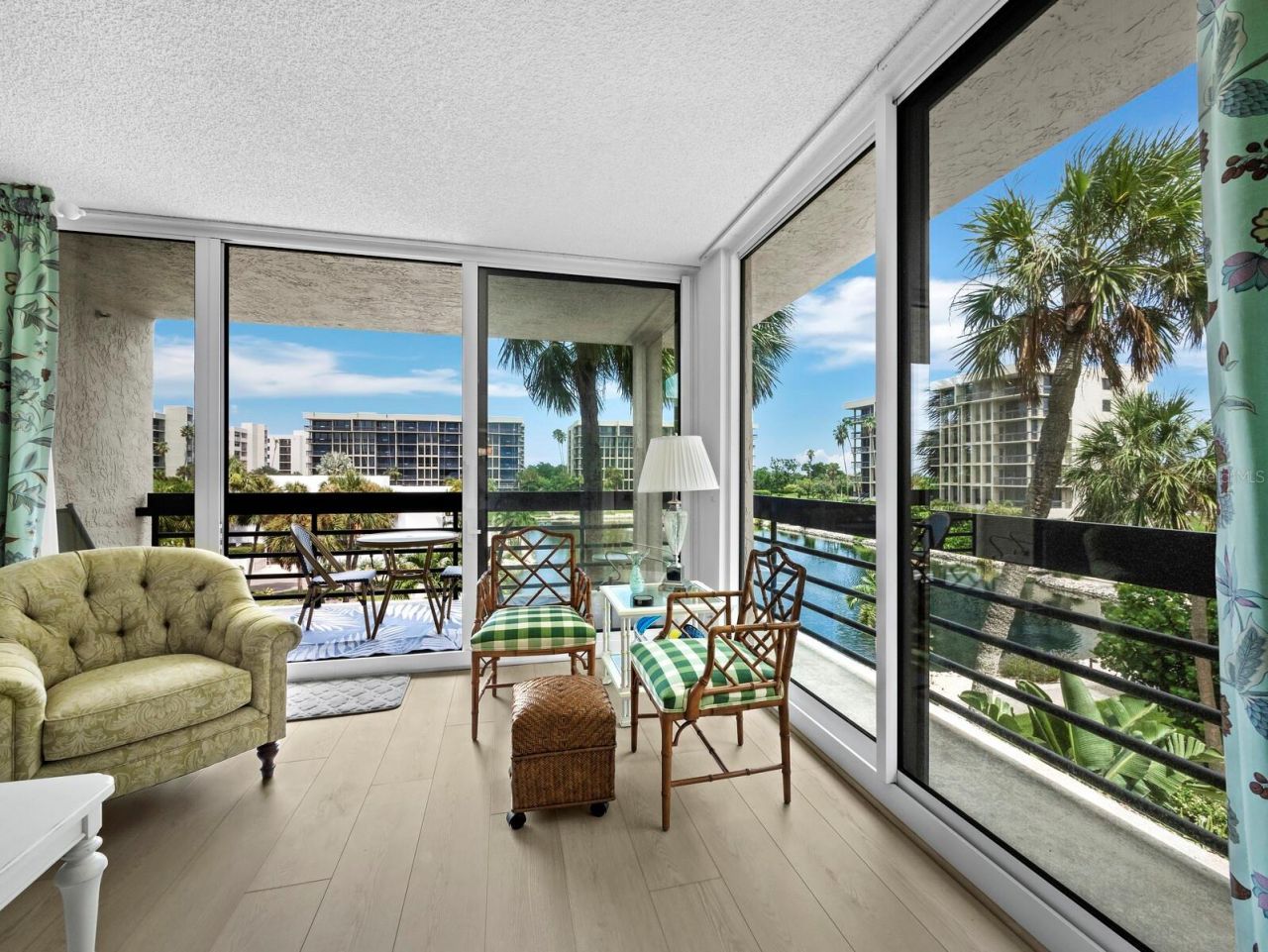1075 Gulf Of Mexico Drive, Unit 205, Longboat Key, FL 34228 Photo