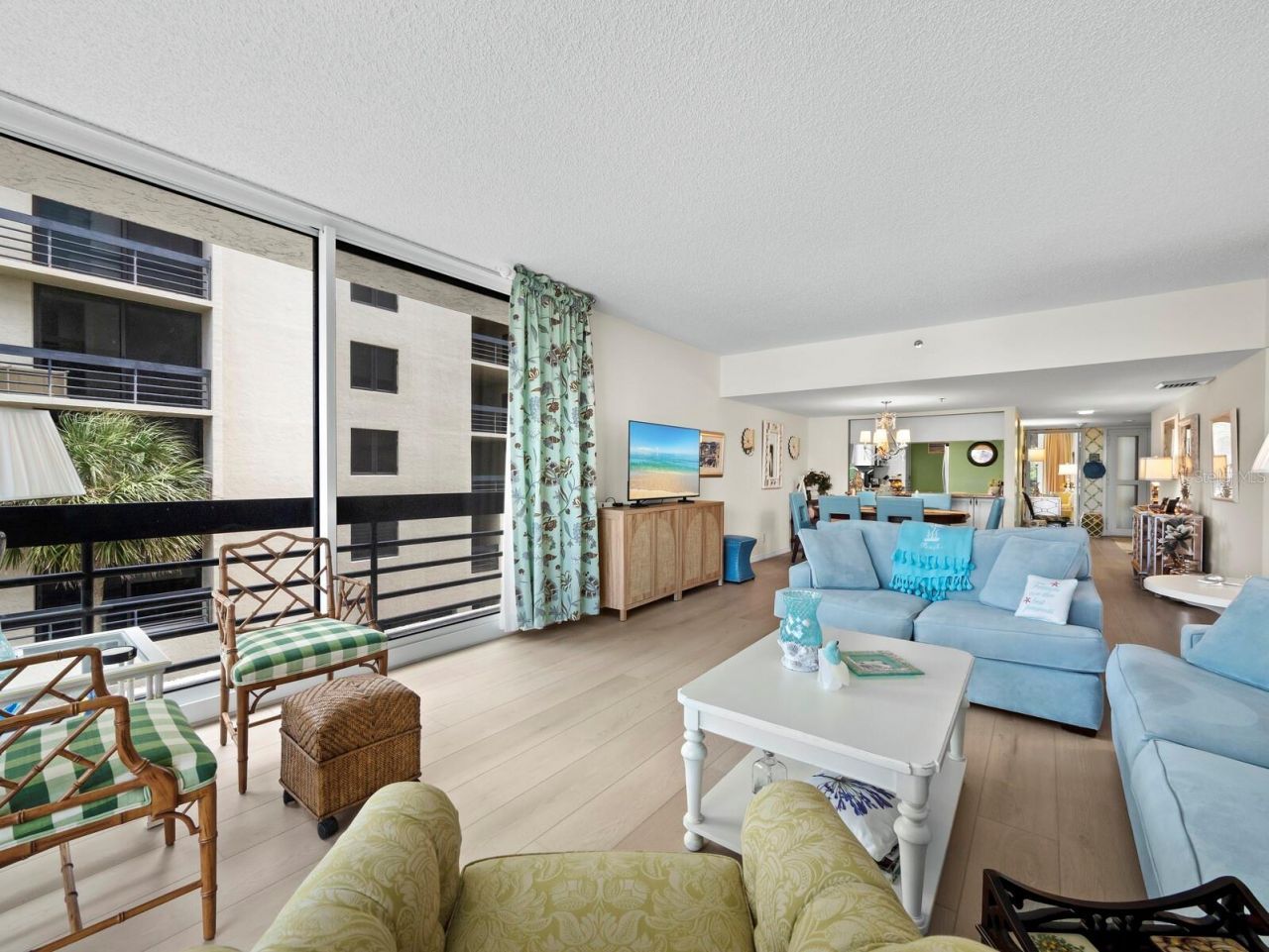 1075 Gulf Of Mexico Drive, Unit 205, Longboat Key, FL 34228 Photo