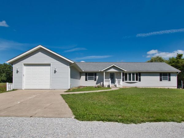 22244 US-12, Edwardsburg, MI 49112