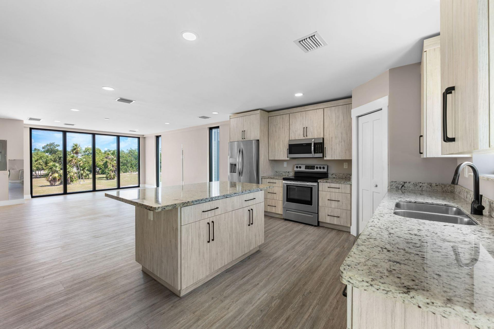 410 101st St Ocean Street, Unit B, Marathon, FL 33050 Photo