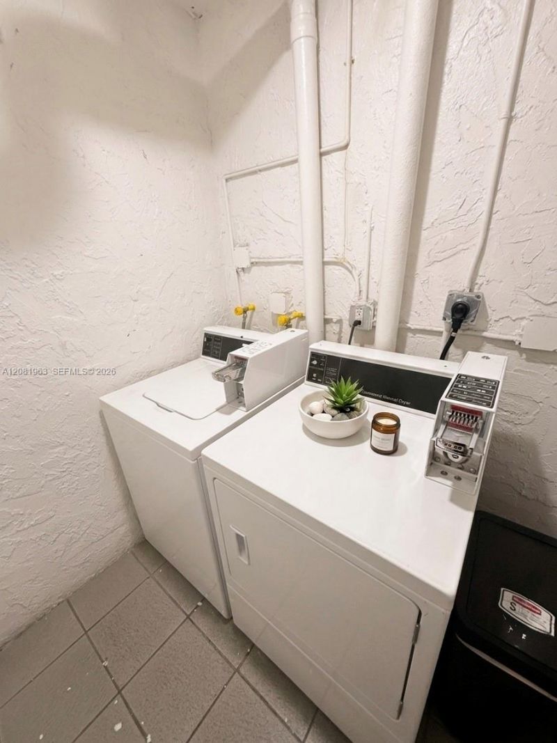 2725 W Okeechobee Rd , Unit 3, Hialeah, FL 33010 Photo