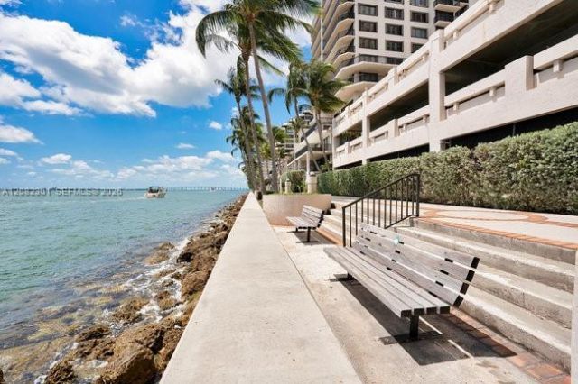 901 Brickell Key Blvd, Unit 1105, Miami, FL 33131 Photo