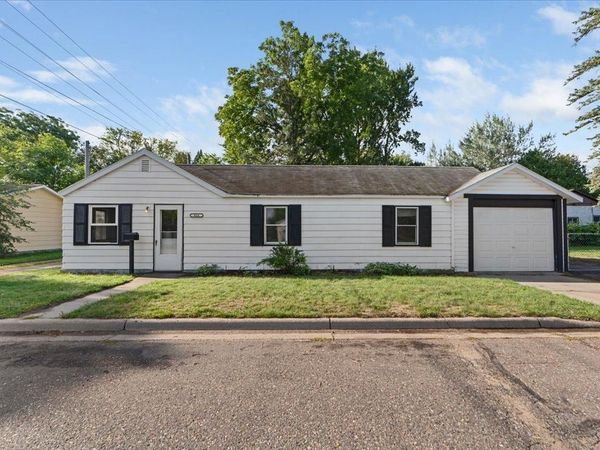 924 6th Avenue NE, Brainerd, MN 56401