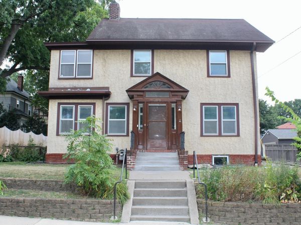 2070 Goodrich Avenue , Saint Paul, MN 55105