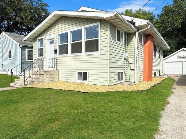 1145 9th Street N, Fargo, ND 58102