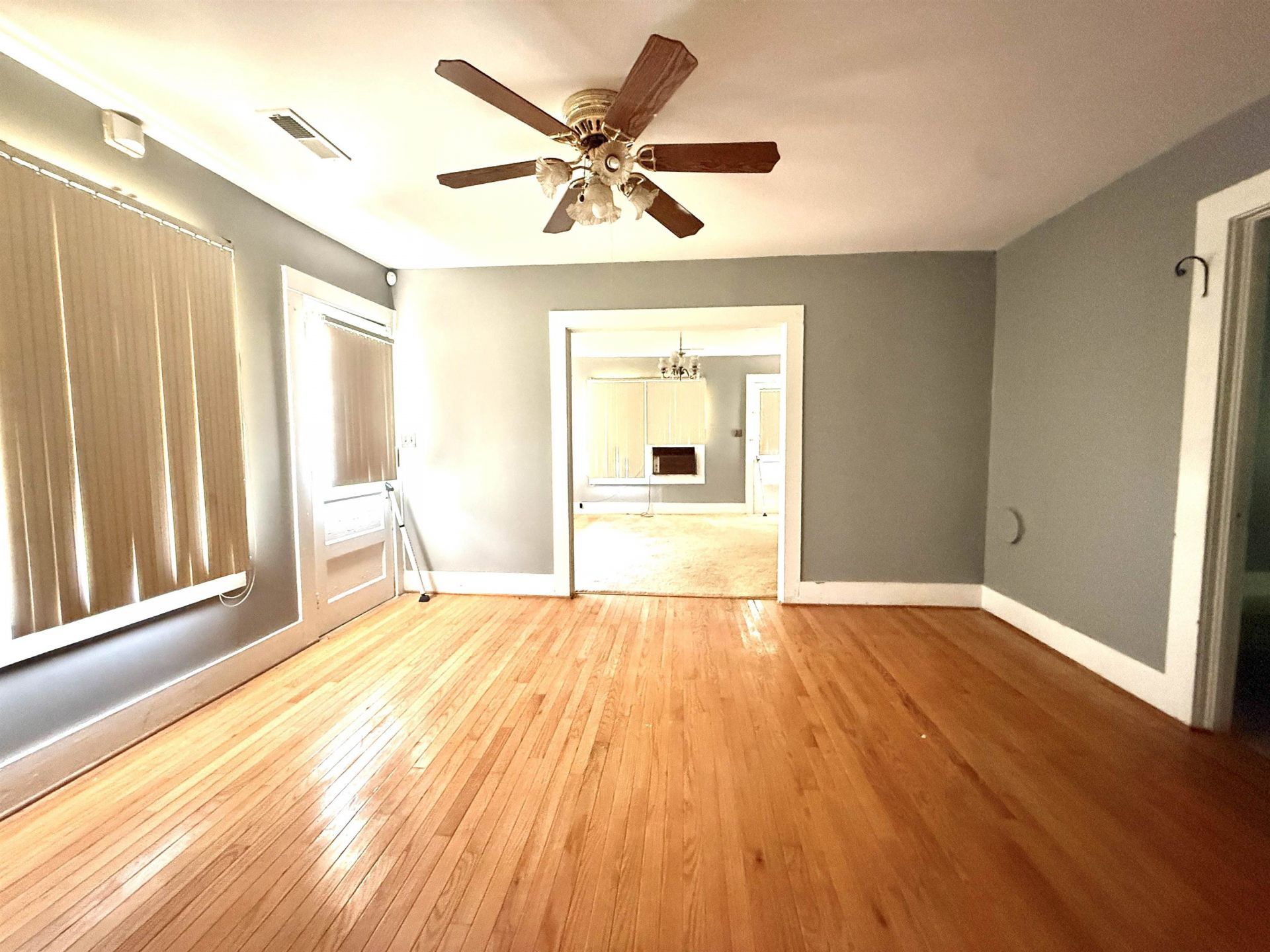 3 N Hazel Ave.  Photo 4